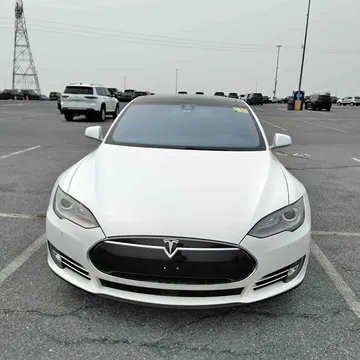 2015 Tesla Model S 85D Sedan 4D