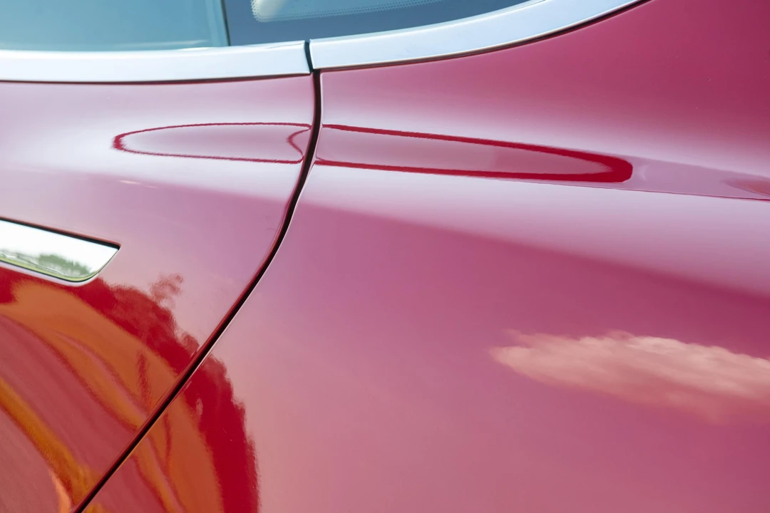 2015 Tesla Model S - Image 28 of 31