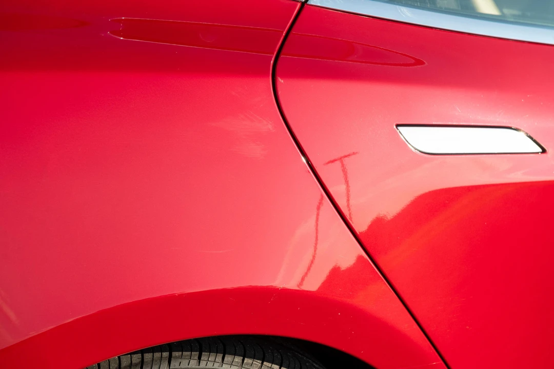 2015 Tesla Model S - Image 31 of 31