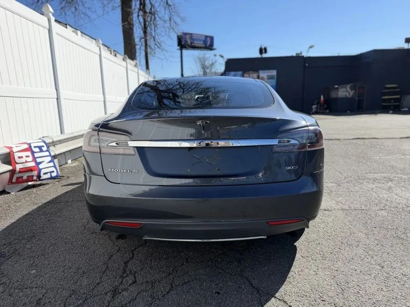 2015 Tesla Model S - Image 6 of 12