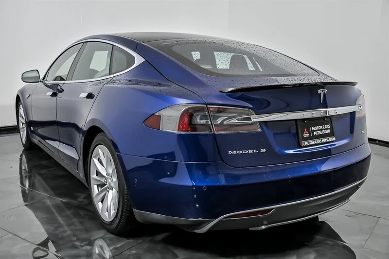 2015 Tesla Model S - Image 8 of 21