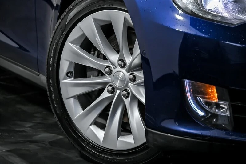 2015 Tesla Model S - Image 3 of 21