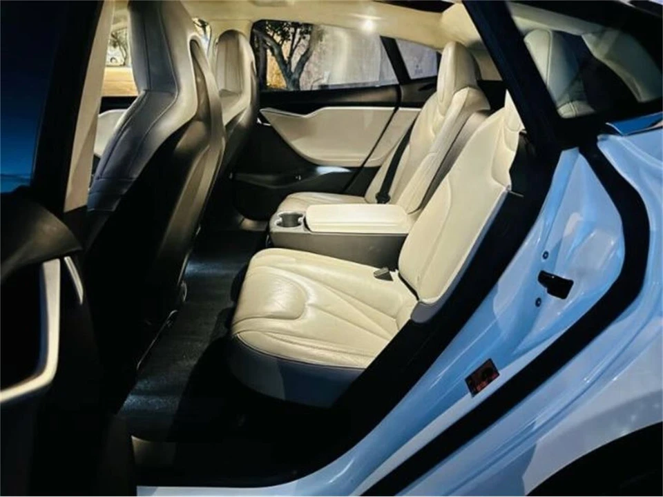 2015 Tesla Model S - Image 11 of 29