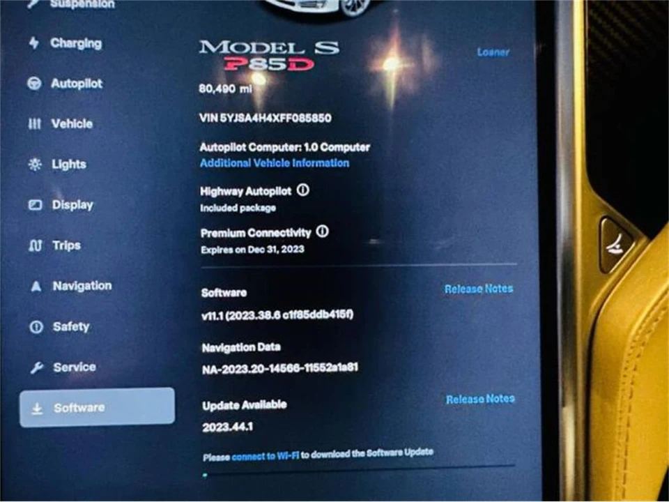 2015 Tesla Model S - Image 15 of 29