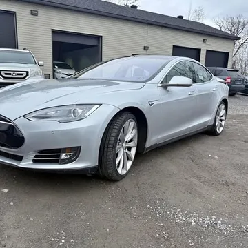 2015 Tesla Model S