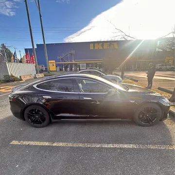 2015 Tesla Model S