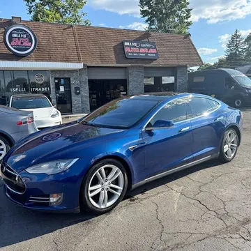 2015 Tesla Model S