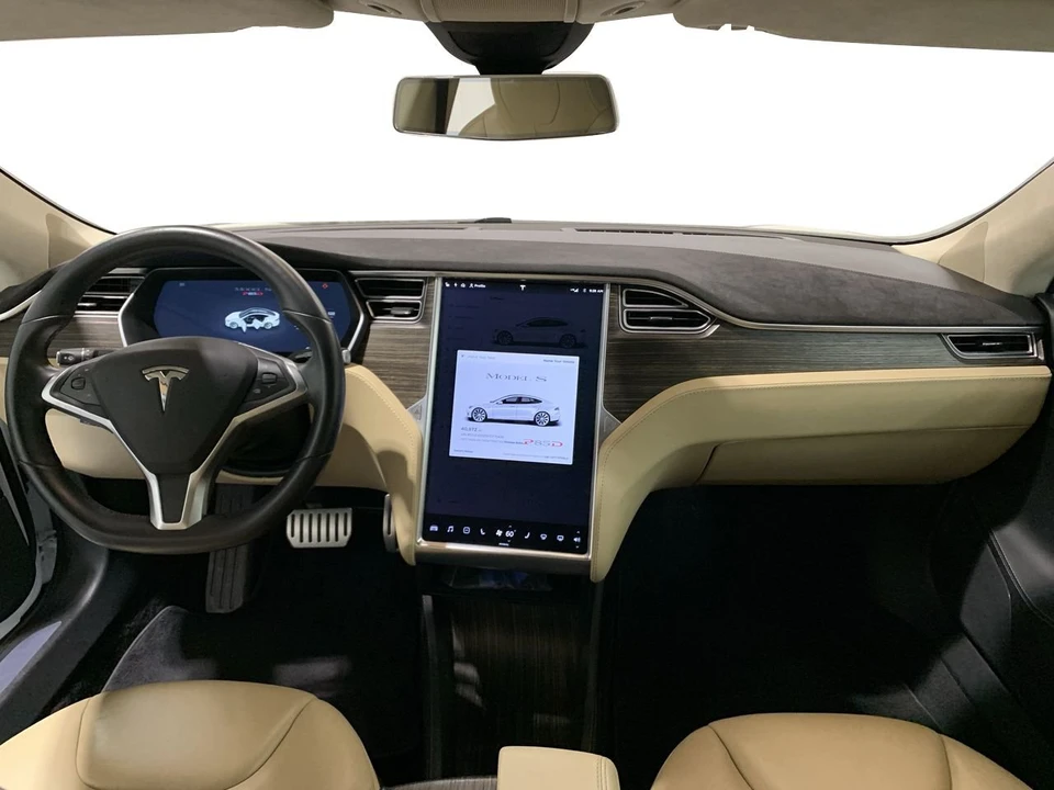 2015 Tesla Model S - Image 10 of 16
