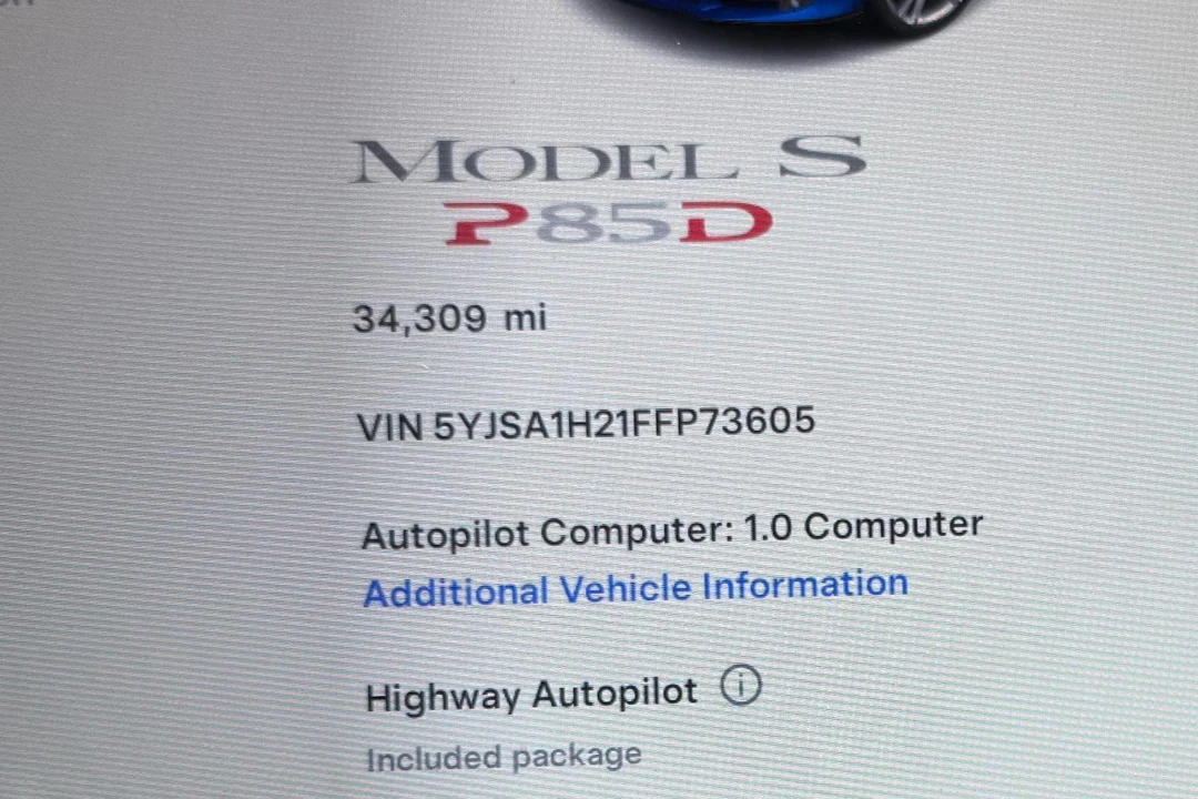 2015 Tesla Model S - Image 31 of 31