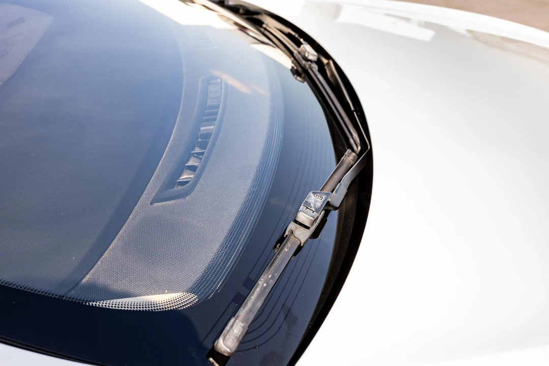 2015 Tesla Model S - Image 9 of 31
