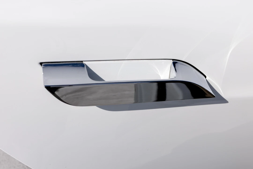 2015 Tesla Model S - Image 31 of 31