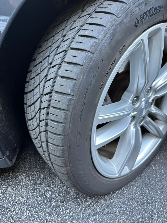 2015 Tesla Model S - Image 24 of 31