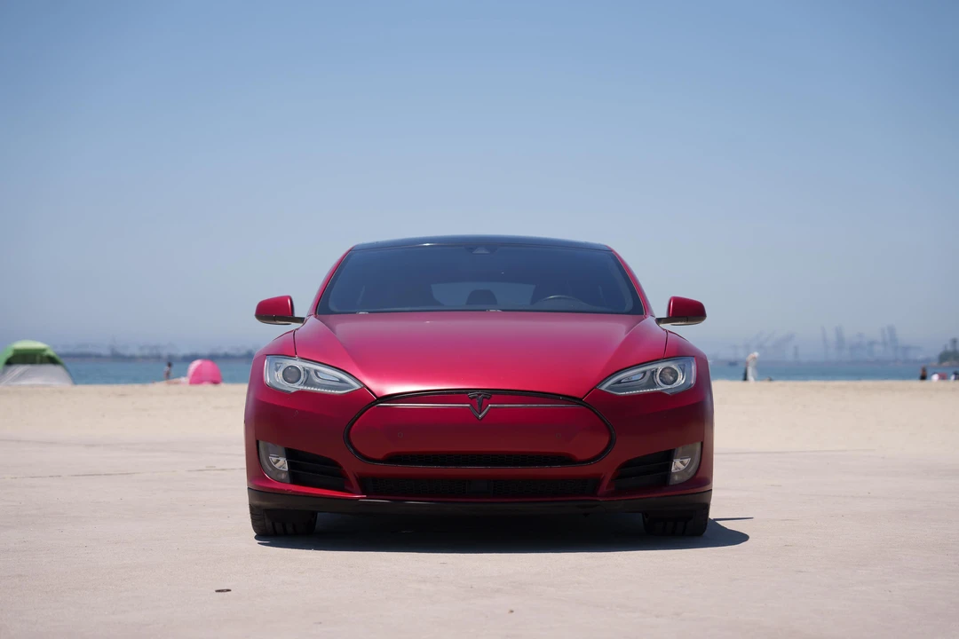 2015 Tesla Model S - Image 6 of 31