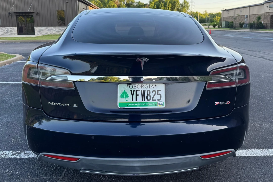 2015 Tesla Model S - Image 5 of 31