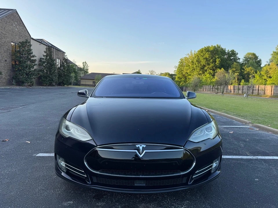2015 Tesla Model S - Image 6 of 31