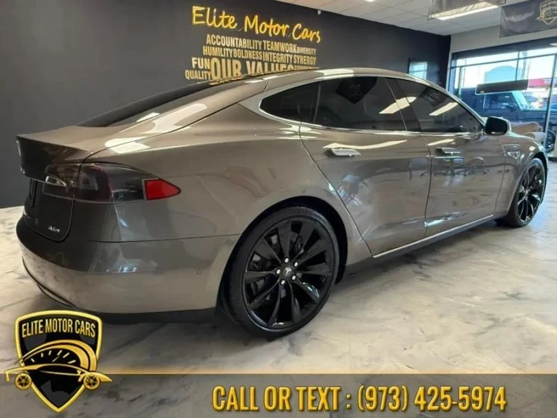2015 Tesla Model S - Image 5 of 12