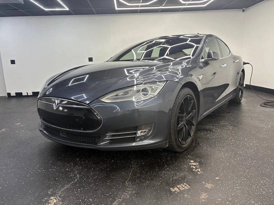 2015 Tesla Model S - Image 3 of 12