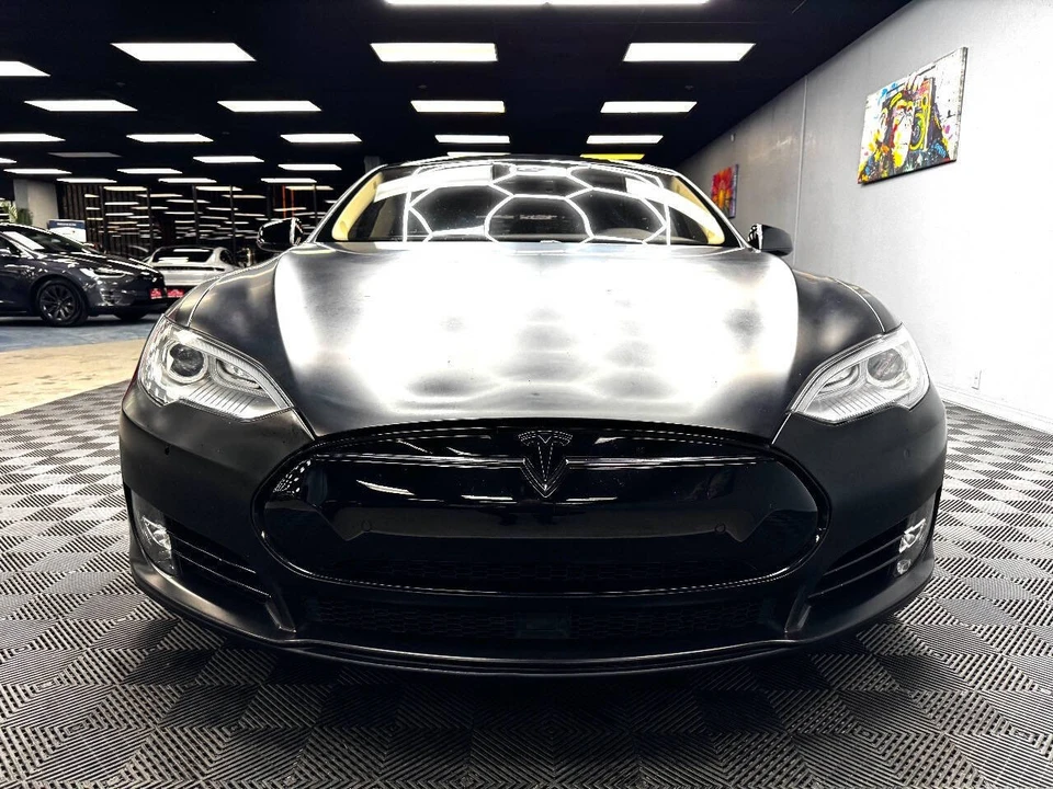 2015 Tesla Model S - Image 4 of 12
