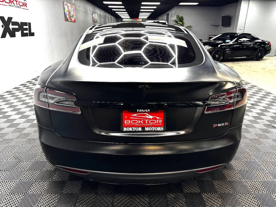 2015 Tesla Model S - Image 11 of 21