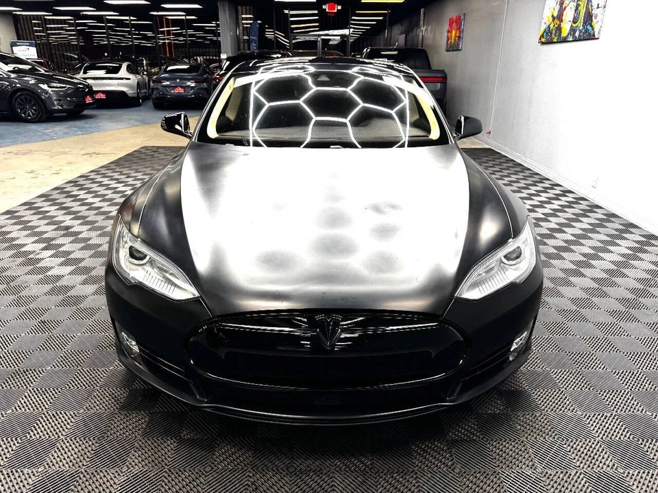 2015 Tesla Model S - Image 5 of 12
