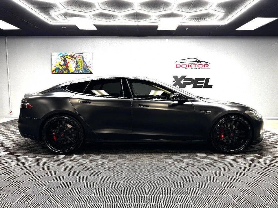 2015 Tesla Model S - Image 16 of 31
