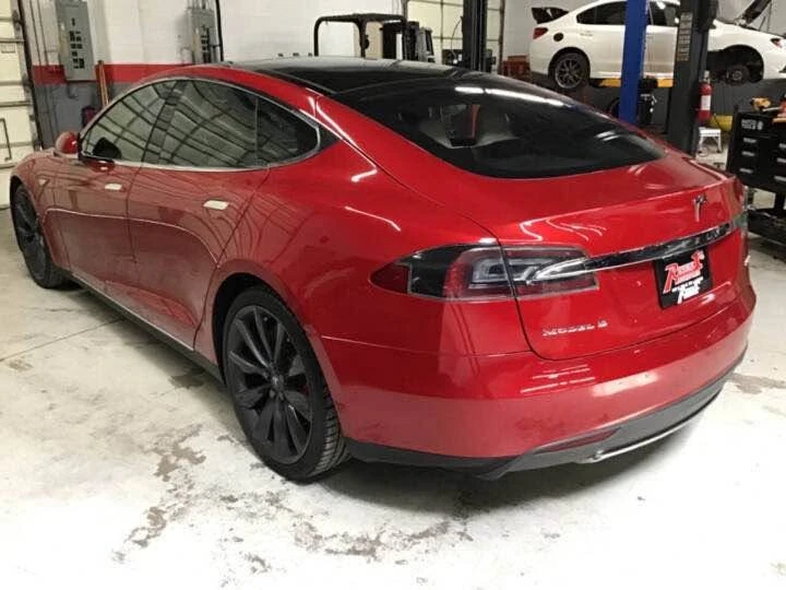 2015 Tesla Model S - Image 3 of 20