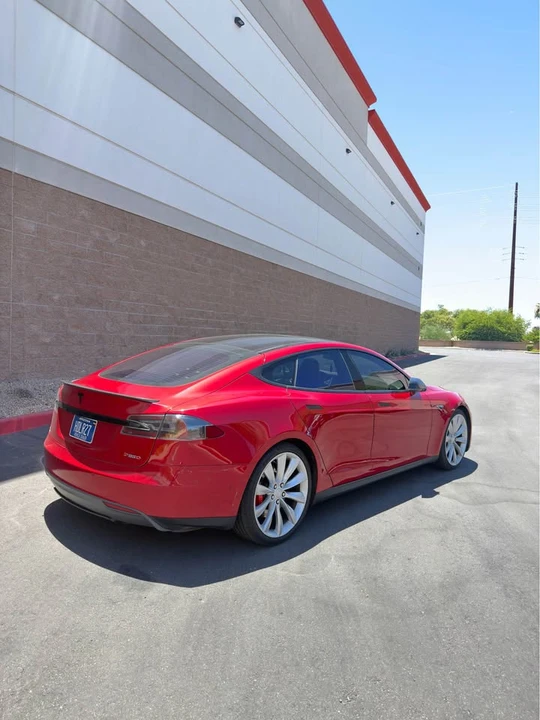 2015 Tesla Model S - Image 6 of 9