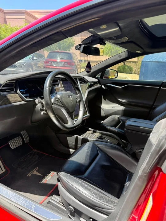 2015 Tesla Model S - Image 7 of 9