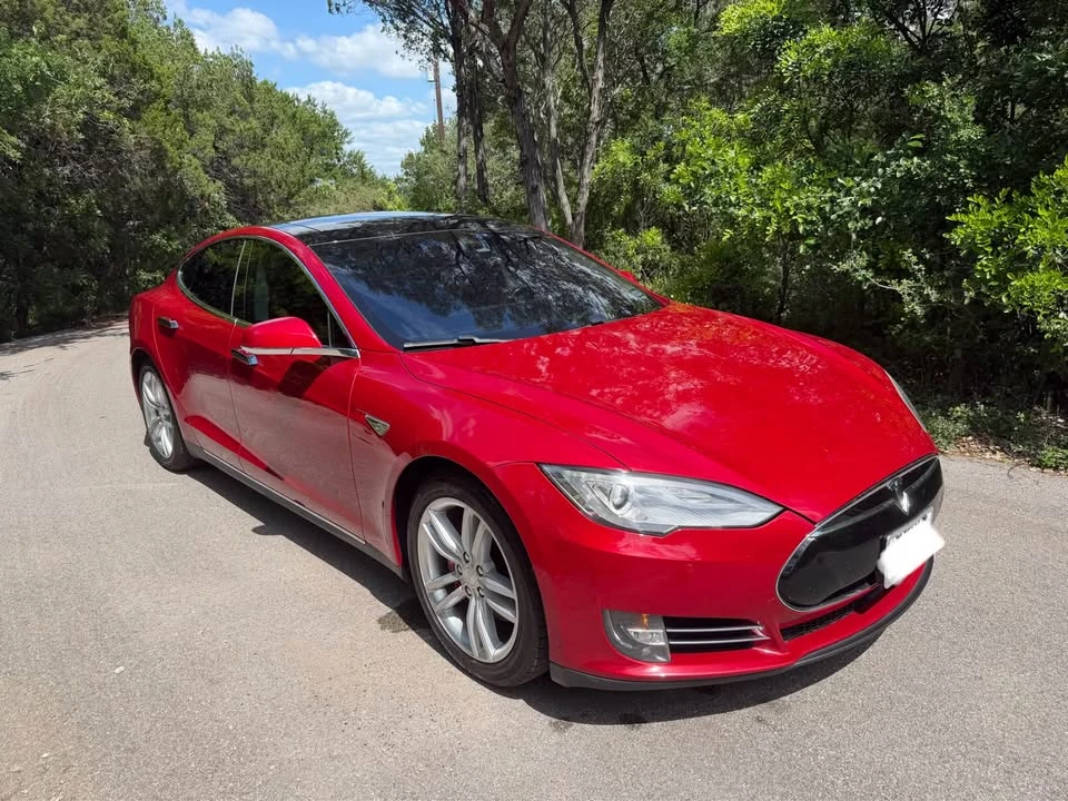 2015 Tesla Model S - Image 4 of 14
