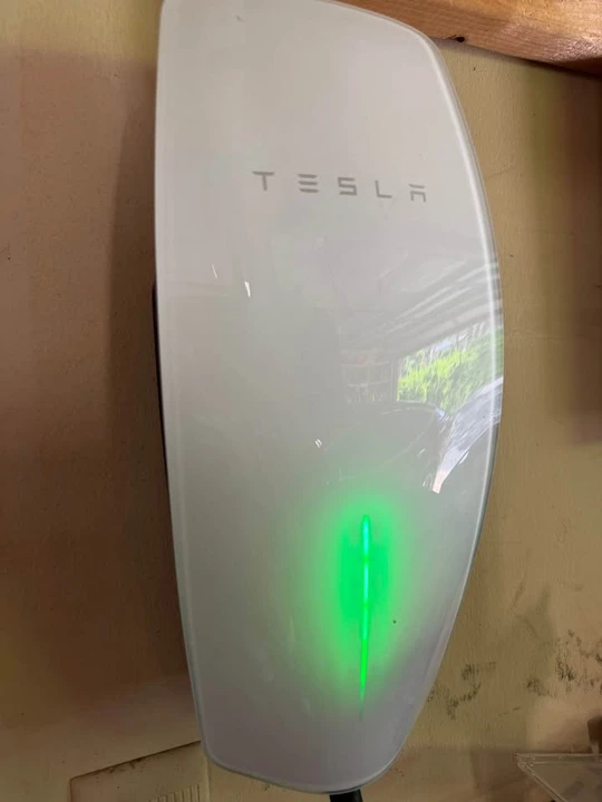 2015 Tesla Model S - Image 14 of 14