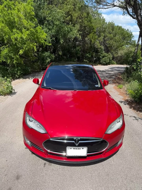 2015 Tesla Model S - Image 2 of 14