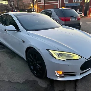2015 Tesla Model S P85D