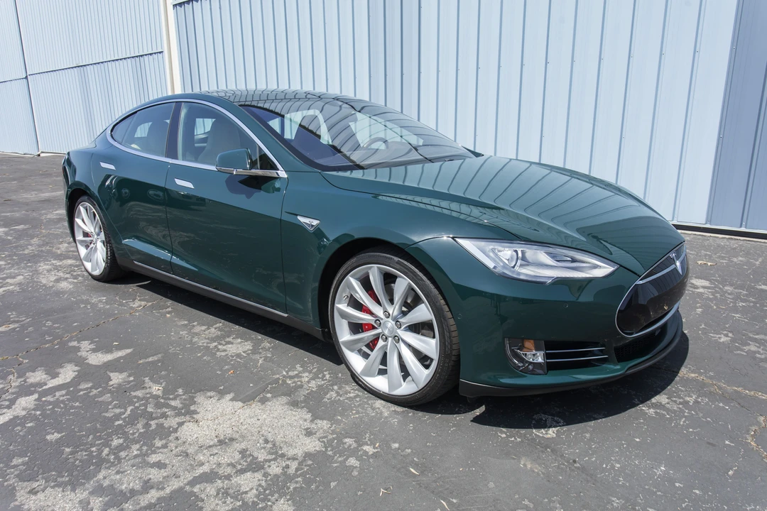 2015 Tesla Model S - Image 7 of 20