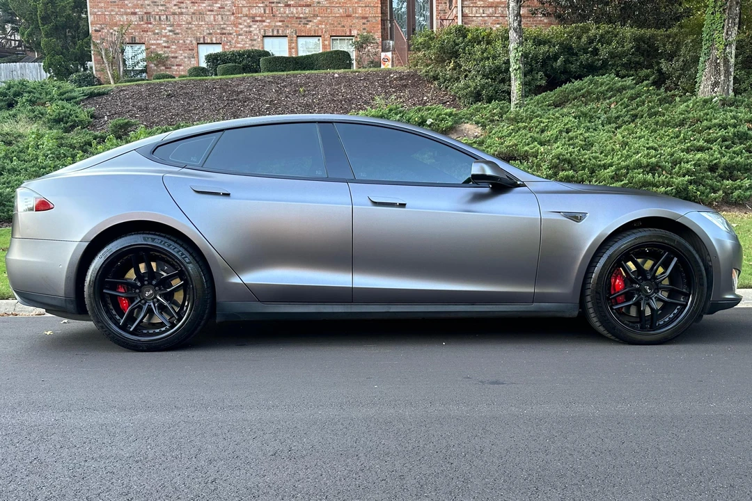 2015 Tesla Model S - Image 3 of 31