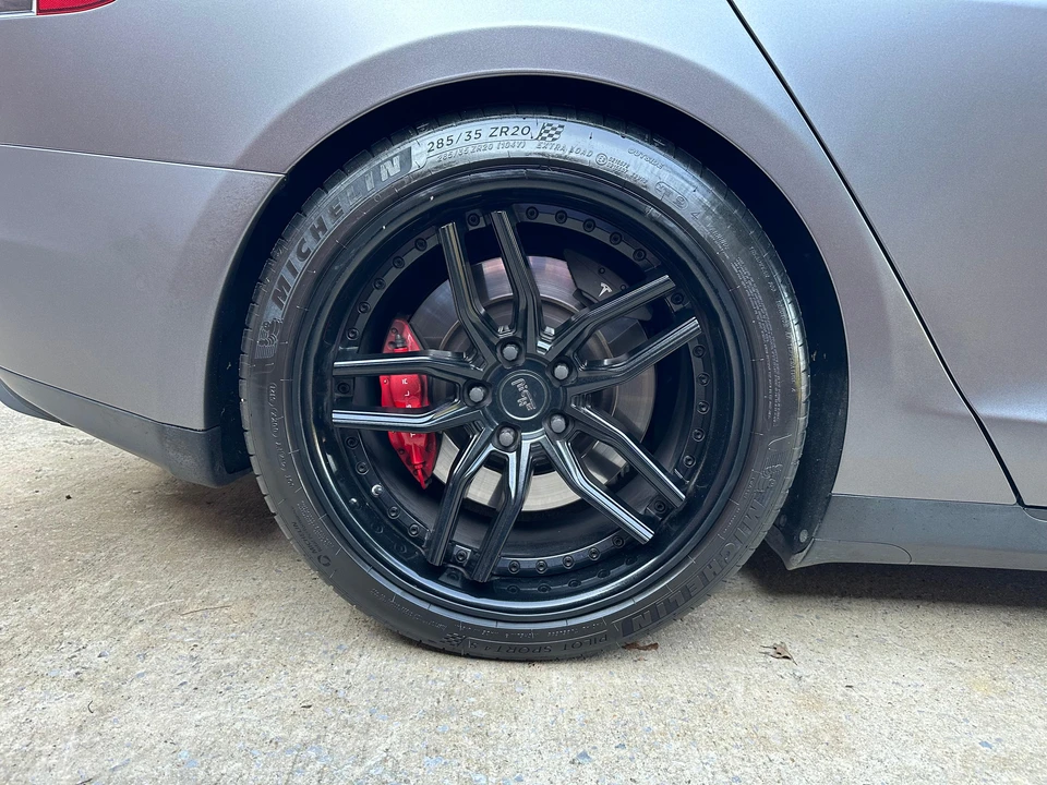 2015 Tesla Model S - Image 15 of 31