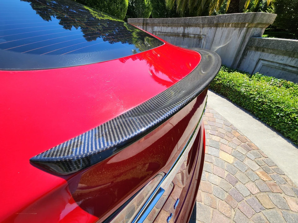 2015 Tesla Model S - Image 21 of 31