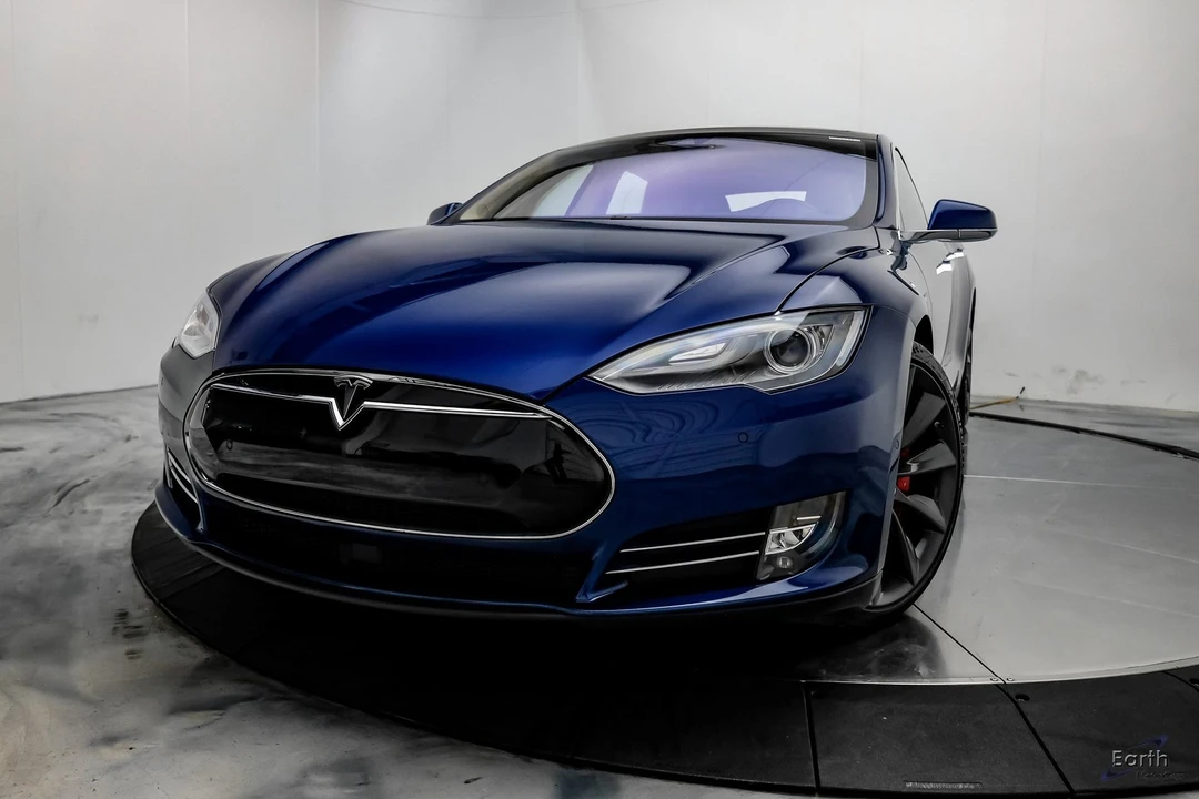 2015 Tesla Model S - Image 3 of 12