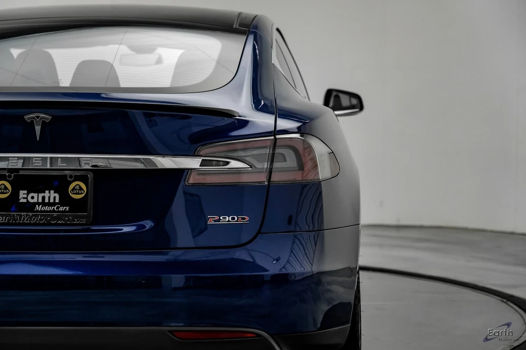2015 Tesla Model S - Image 12 of 12