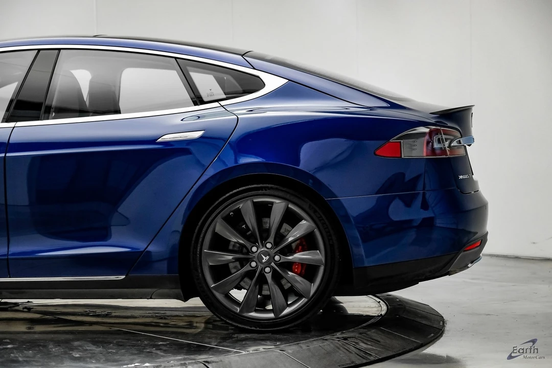 2015 Tesla Model S - Image 7 of 12