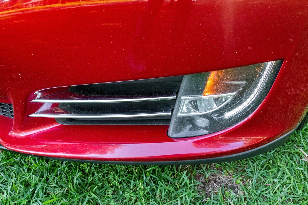 2015 Tesla Model S - Image 18 of 31