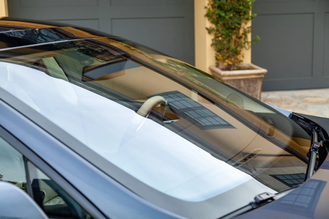 2015 Tesla Model S - Image 29 of 31