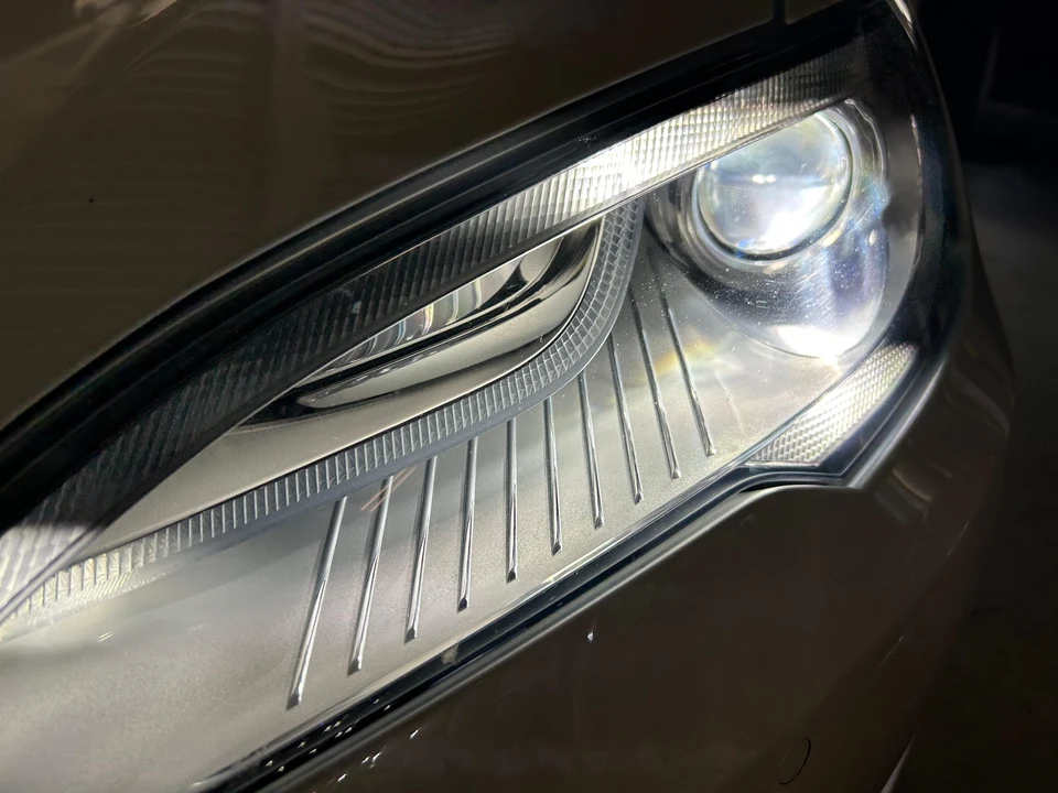 2015 Tesla Model S - Image 31 of 31