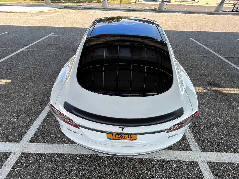 2015 Tesla Model S - Image 15 of 31