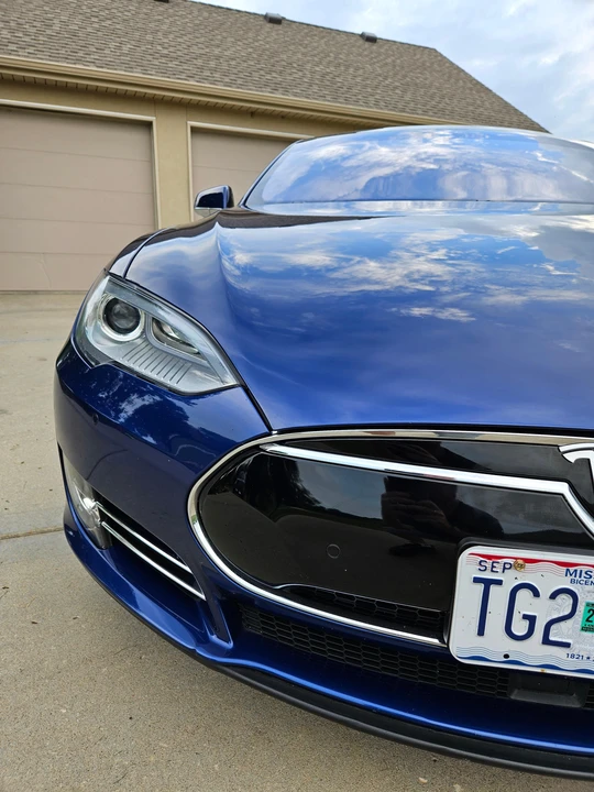 2015 Tesla Model S - Image 31 of 31