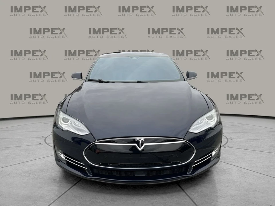 2015 Tesla Model S - Image 8 of 12