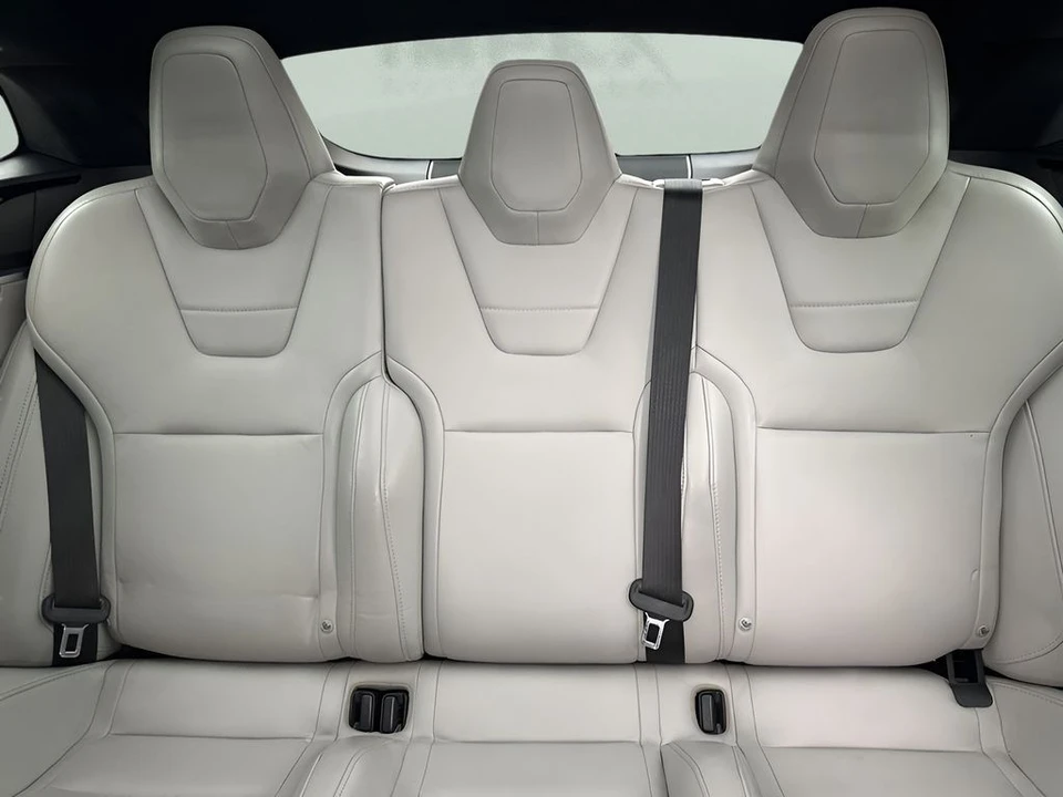 2015 Tesla Model S - Image 12 of 12