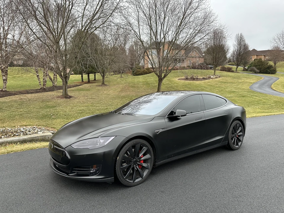 2015 Tesla Model S - Image 16 of 31