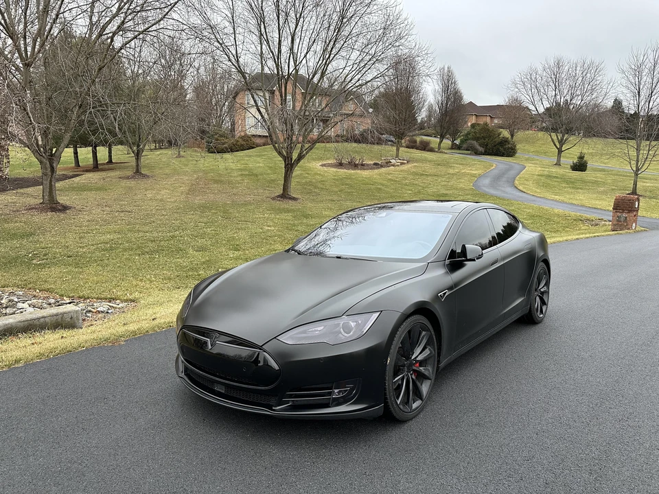 2015 Tesla Model S - Image 12 of 31