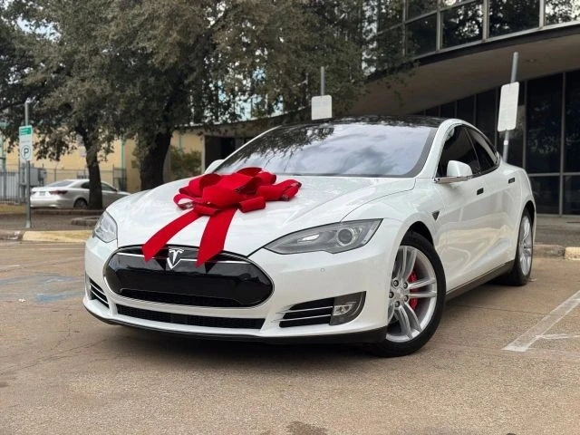 2015 Tesla Model S - Image 2 of 21