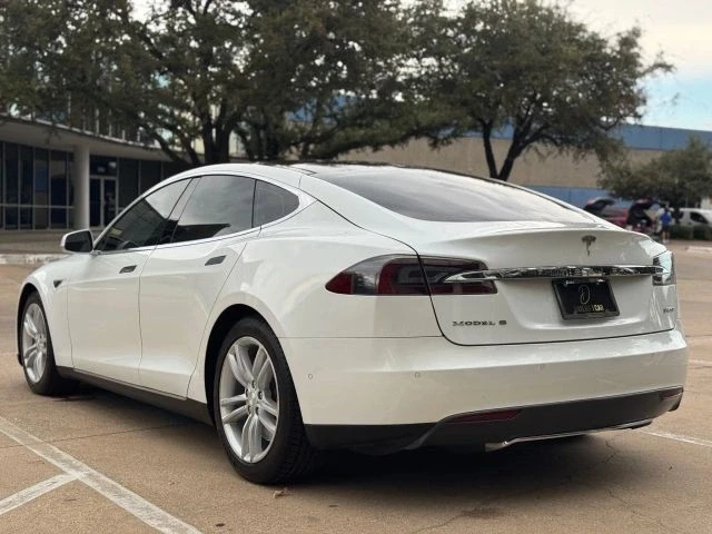 2015 Tesla Model S - Image 8 of 21